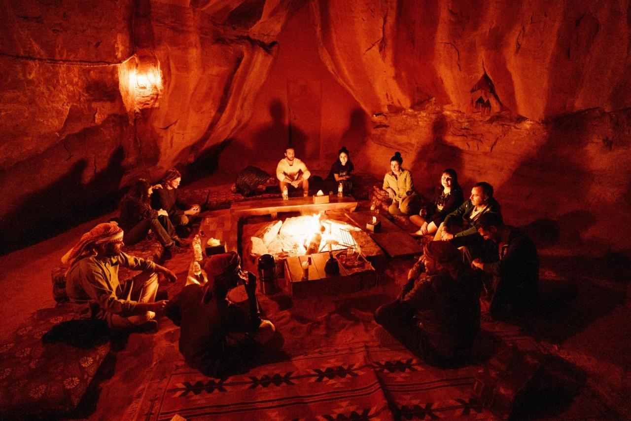 瓦迪拉姆 Bedouin Nights Camp酒店 外观 照片