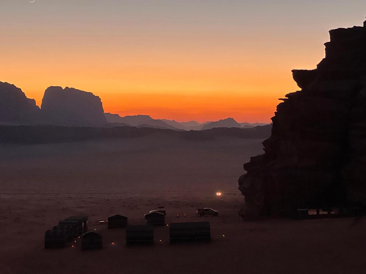 瓦迪拉姆 Bedouin Nights Camp酒店 外观 照片