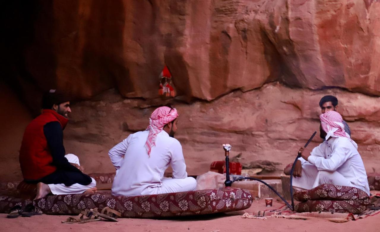 瓦迪拉姆 Bedouin Nights Camp酒店 外观 照片