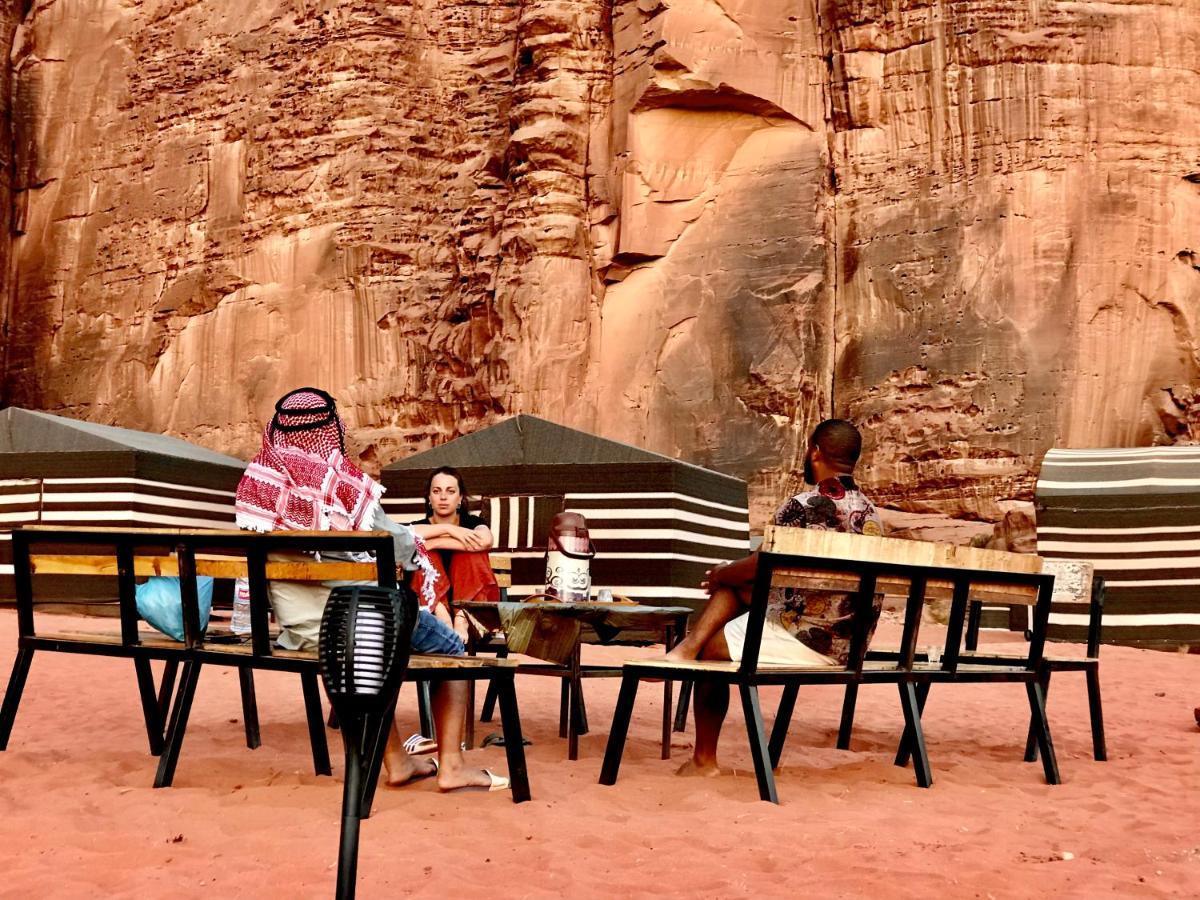 瓦迪拉姆 Bedouin Nights Camp酒店 外观 照片