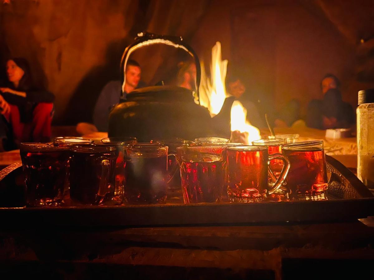 瓦迪拉姆 Bedouin Nights Camp酒店 外观 照片