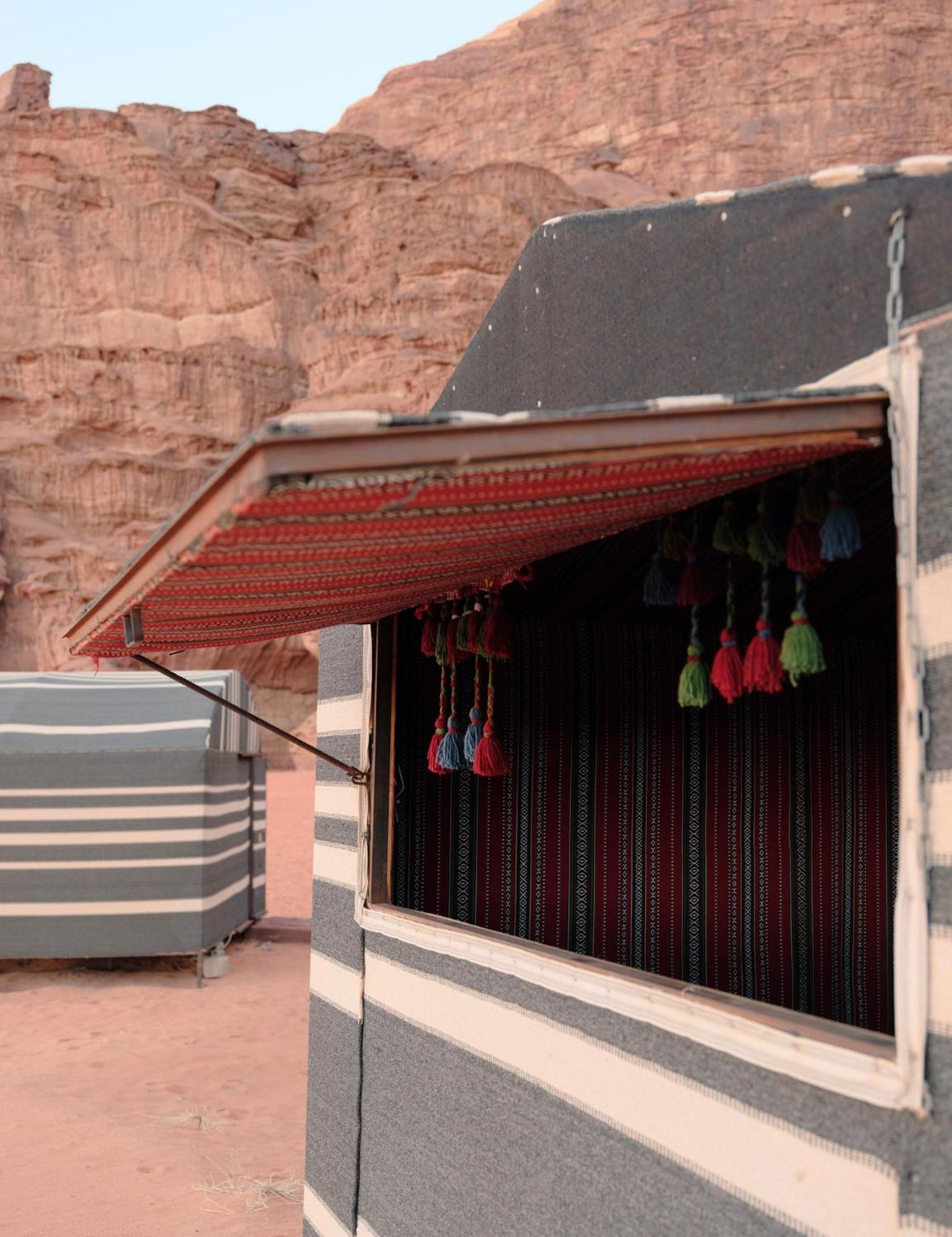 瓦迪拉姆 Bedouin Nights Camp酒店 外观 照片