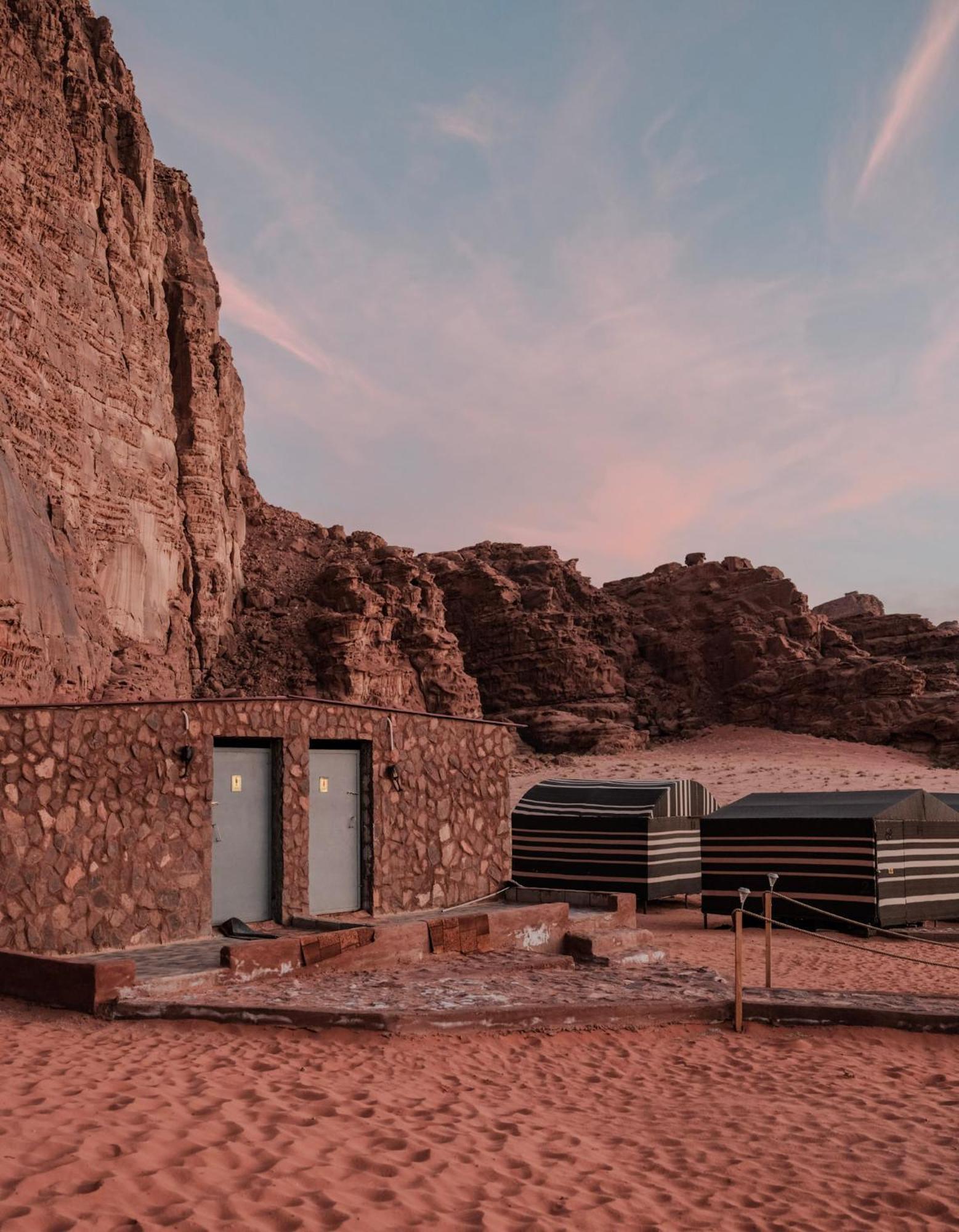 瓦迪拉姆 Bedouin Nights Camp酒店 外观 照片
